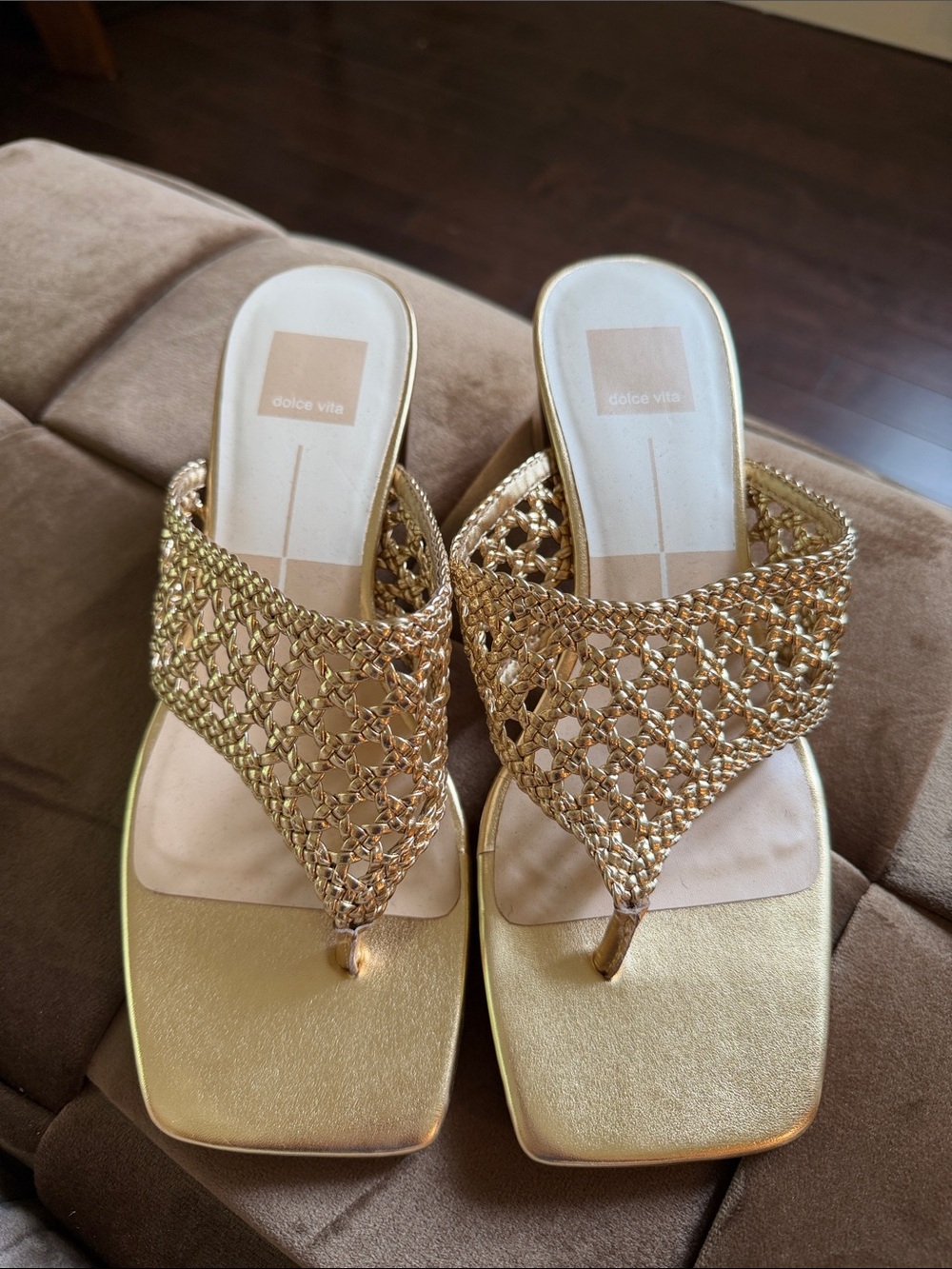 New. Dolce Vita Metallic Gold Woven Thong Sandals size 9